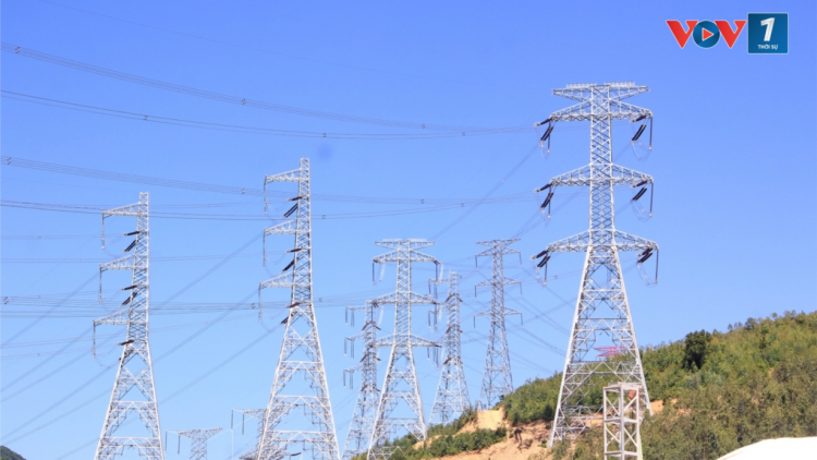 “Quả ngọt” sau 6 tháng nỗ lực "vượt nắng thắng mưa" trên công trình đường dây 500kV mạch 3 (29/8/2024)