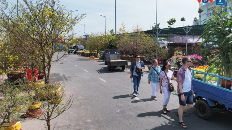 Tiền Giang: Nhiều người dân phản ứng chủ trương di dời chợ Hoa Xuân 2025 sang vị trí mới (10/8/2024)