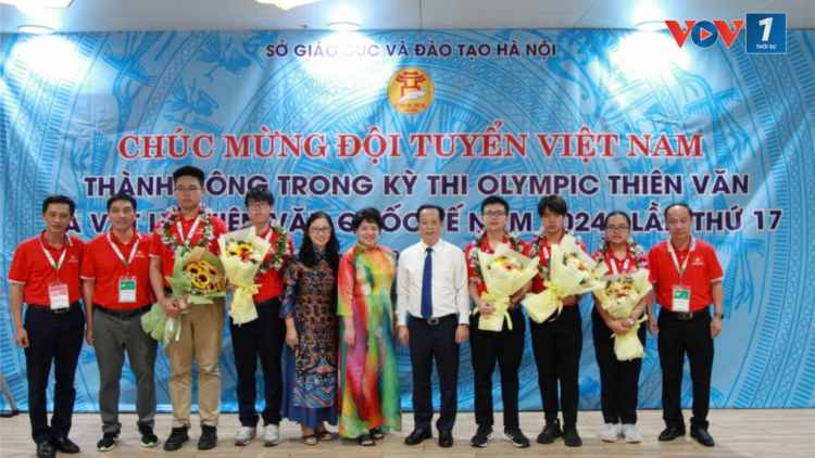 Việt Nam đoạt 5 huy chương tại Olympic Thiên Văn và Vật lý Thiên văn quốc tế (29/8/2024)