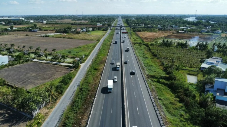 Thủ tướng Chính phủ phê duyệt dự án cao tốc TP Hồ Chí Minh - Mộc Bài vào năm 2025 (14/8/2024)