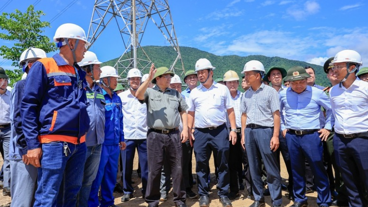 THỜI SỰ 12H TRƯA 29/8/2024: Thủ tướng Phạm Minh Chính dự lễ khánh thành đường dây 500kV mạch 3 Quảng Trạch - Phố Nối.