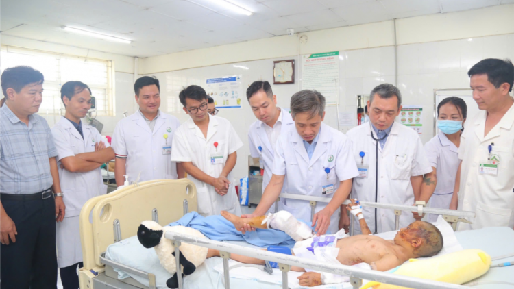 Chuyển hàng trăm đơn vị máu lên Lào Cai cứu chữa người bệnh! (14/09/2024)