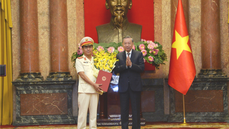 THỜI SỰ 12H TRƯA 16/9/2024: Tổng bí thư, Chủ tịch nước Tô Lâm trao quyết định bổ nhiệm Phó Viện trưởng, Viện Kiểm sát nhân dân tối cao.