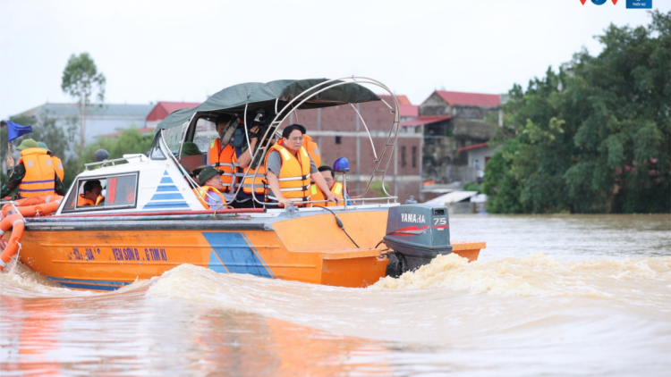 THỜI SỰ 12H TRƯA 10/9/2024: Thủ tướng Phạm Minh Chính thị sát, chỉ đạo công tác ứng phó, khắc phục hậu quả mưa lũ tại tỉnh Bắc Giang và Bắc Ninh.