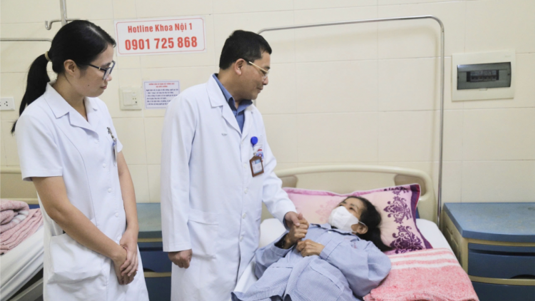 Bệnh viện K hỗ trợ 115 người bệnh có hoàn cảnh khó khăn bị thiệt hại do bão lũ (10/9/2024)
