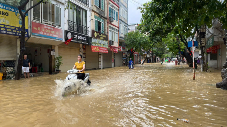 Ảnh hưởng bão lũ- Nhiều trường đại học điều chỉnh hình thức dạy học (12/09/2024)