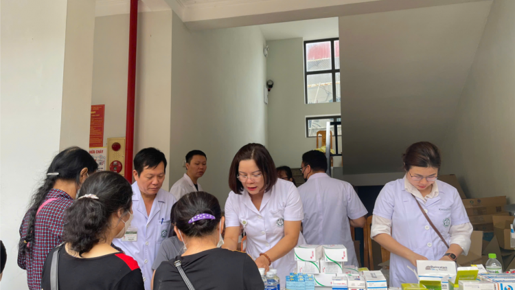 Công nghiệp dược và sản xuất dược liệu trong nước sẽ được ưu tiên thế nào? (29/9/2024)