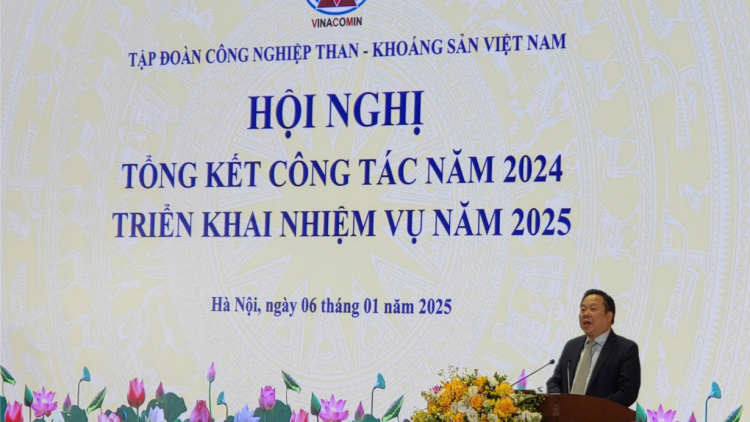 Năm 2025 TKV dự kiến tiêu thụ 50 triệu tấn than, cam kết đáp ứng đủ than cho sản xuất điện (06/01/2025)