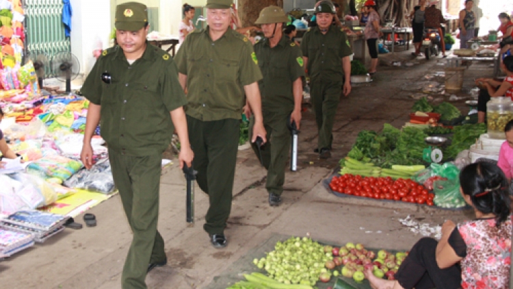 Pháp luật và đời sống ngày 18/12/2014: Tăng cường phòng chống tội phạm trộm cắp cuối năm.