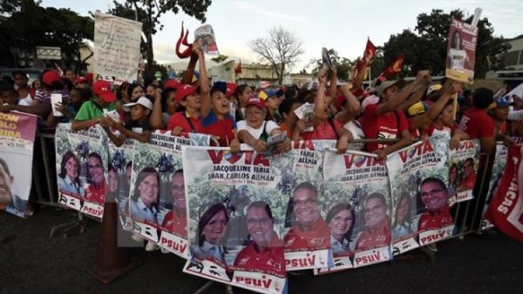 Bầu cử Venezuela-thử thách với cuộc cách mạng Bolivar. (09/12/2015)
