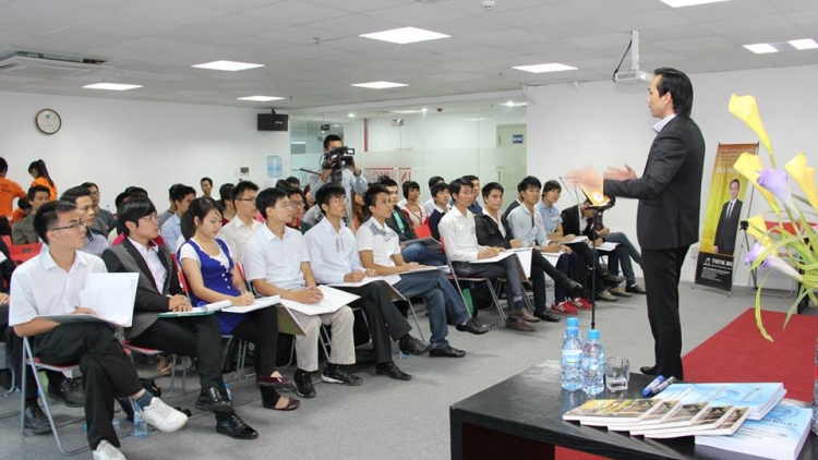 Biến tướng từ bán hàng đa cấp: Hậu quả khó lường. (24/02/2016)