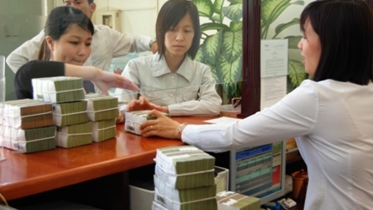 Kinh tế ngày 14/12/2014: Tiếp tục hạ lãi suất ngân hàng- Liệu có là xu hướng?
