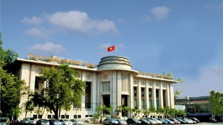 Hôm nay, lần đầu tiên, Ngân hàng Nhà nước công bố tỷ giá trung tâm theo cơ chế điều chỉnh linh hoạt theo ngày. (Thời sự trưa 04/01/2016)