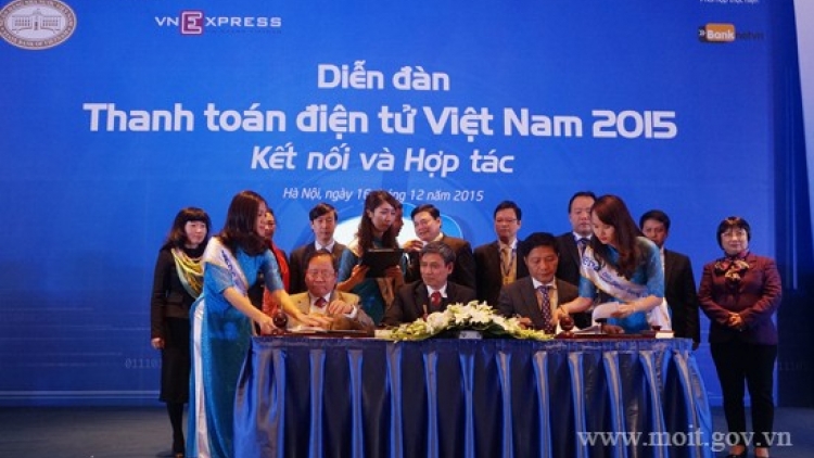 Thanh toán điện tử: Điều kiện cho thương mại điện tử phát triển. (16/01/2016)