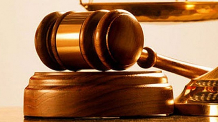 Pháp luật và đời sống ngày 23/12/2014: Bất cập trong thi hành án hành chính