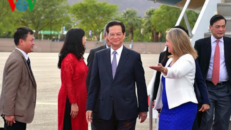 Thủ tướng Nguyễn Tấn Dũng dẫn đầu Đoàn cấp cao Chính phủ Việt Nam đã tới California tham dự Hội nghị Cấp cao ASEAN-Hoa Kỳ. (Thời sự trưa 15/02/2016)