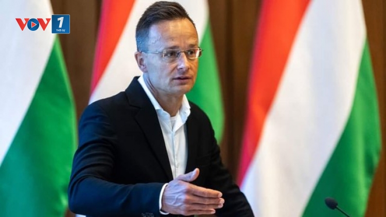 Hungary rút lại phủ quyết, EU gia hạn lệnh trừng phạt Nga