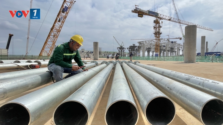 Thi công xuyên Tết trên nhiều dự án trọng điểm của ngành giao thông vận tải