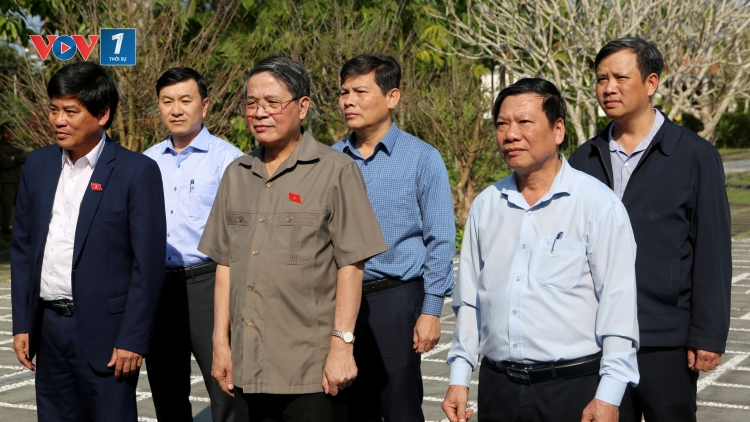 Phó Chủ tịch Quốc hội Nguyễn Đức Hải thăm, tặng quà tết tại Quảng Nam