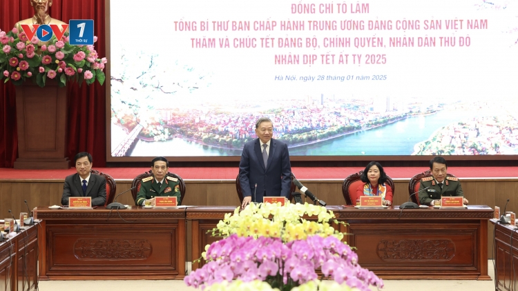 Tổng bí thư Tô Lâm thăm chúc Tết một số đơn vị