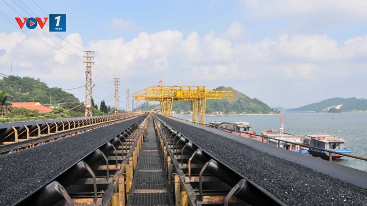 TKV đẩy mạnh sản xuất than nhờ thời tiết thuận lợi