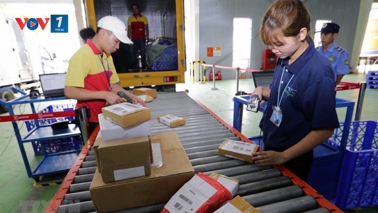 THỜI SỰ 6H 18/2/2025: Từ hôm nay, hàng hóa nhập khẩu giá trị thấp phải nộp thuế VAT