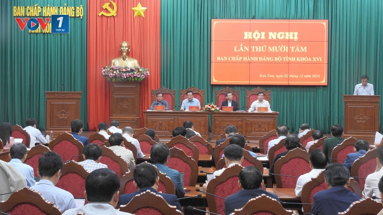 15 cán bộ Ban Thường vụ Tỉnh ủy Kon Tum quản lý xin nghỉ hưu trước tuổi