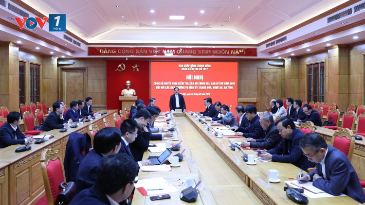Công bố quyết định kiểm tra của Bộ Chính trị đối với các tỉnh Thanh Hoá, Nghệ An, Hà Tĩnh