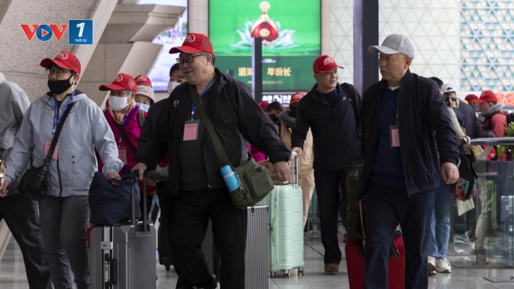 Trung Quốc đẩy mạnh phát triển “đoàn tàu du lịch tóc bạc”