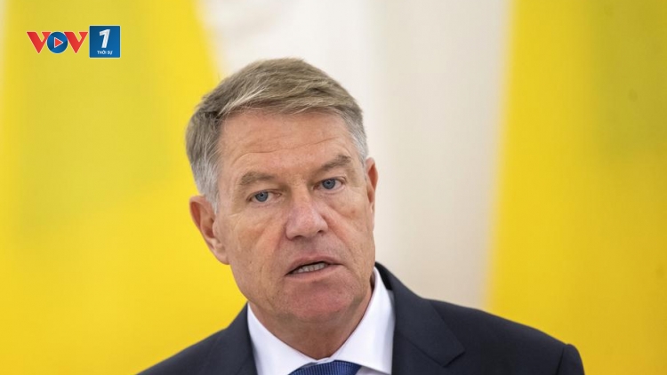 Tổng thống Romania tuyên bố từ chức