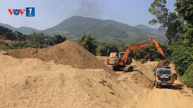 Siết chặt quản lý tài nguyên khoáng sản ở Sông Mã