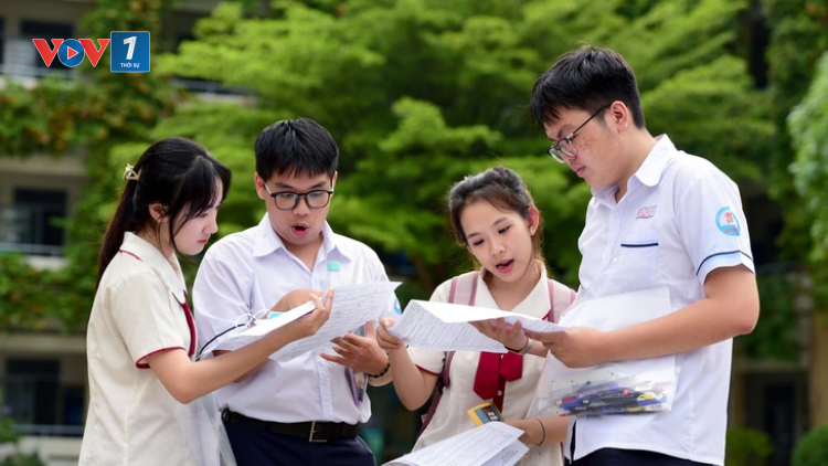 Cấm mang Atlat địa lý vào thi tốt nghiệp THPT 2025, có nhóm thí sinh được phép