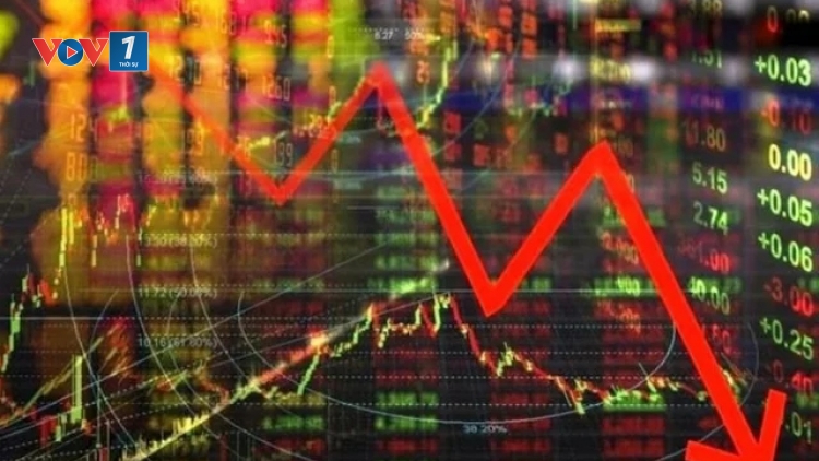 Cổ phiếu vốn hóa lớn giảm mạnh, VN-Index lùi về sát mốc 1.330 điểm