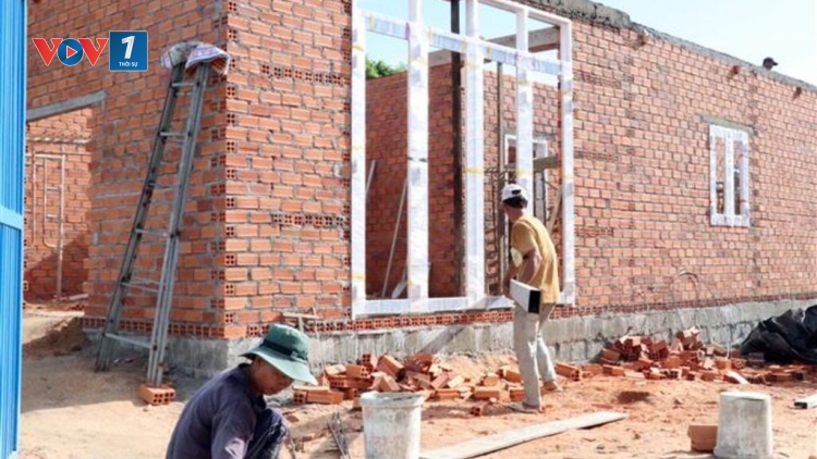 Theo dòng thời sự sáng 14/4/2025