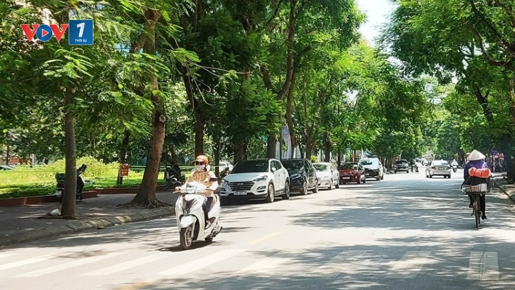 Thời tiết ngày 19/4: Bắc Bộ nắng nóng, chiều tối và đêm có mưa rào vài nơi