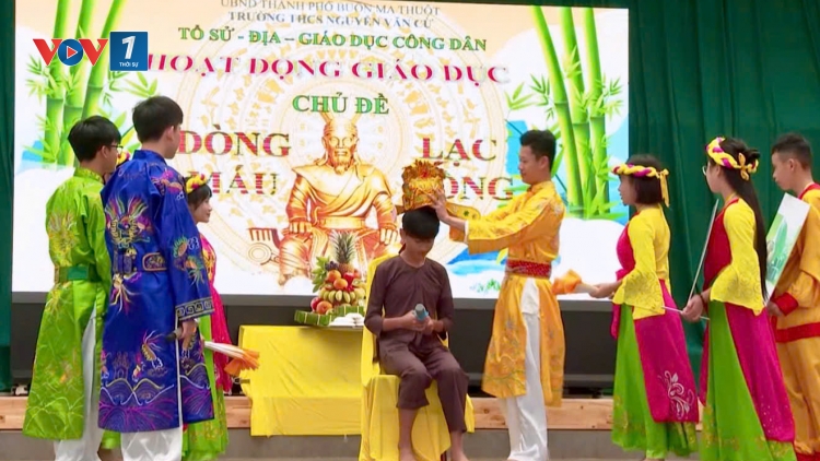 Theo dòng thời sự sáng 6/4/2025