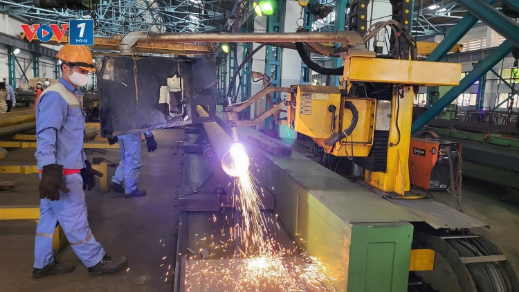 Bài 3: Chủ động thiết bị cho công trường - Quyết tâm về đích đúng hẹn 