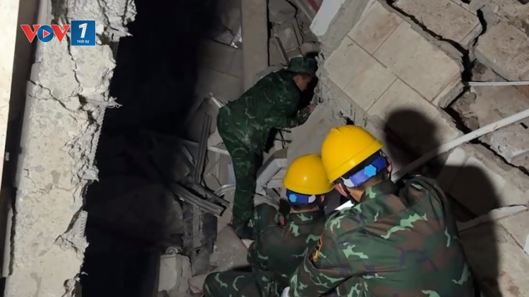 Lực lượng cứu hộ QĐND Việt Nam đã tìm kiếm được thi thể một nạn nhân Myanmar