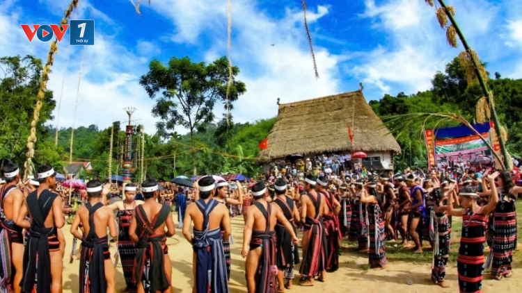 Theo dòng thời sự chiều 16/4/2025