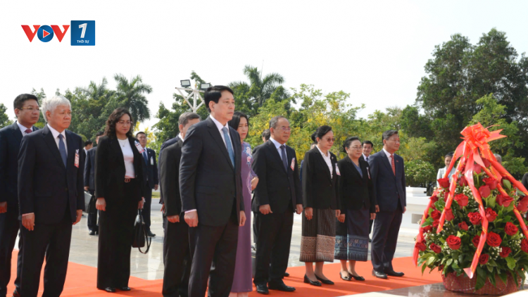 Thời sự 12h 25/4/2025: Chủ tịch nước Lương Cường dâng hoa tưởng niệm Chủ tịch Kaysone Phomvihane