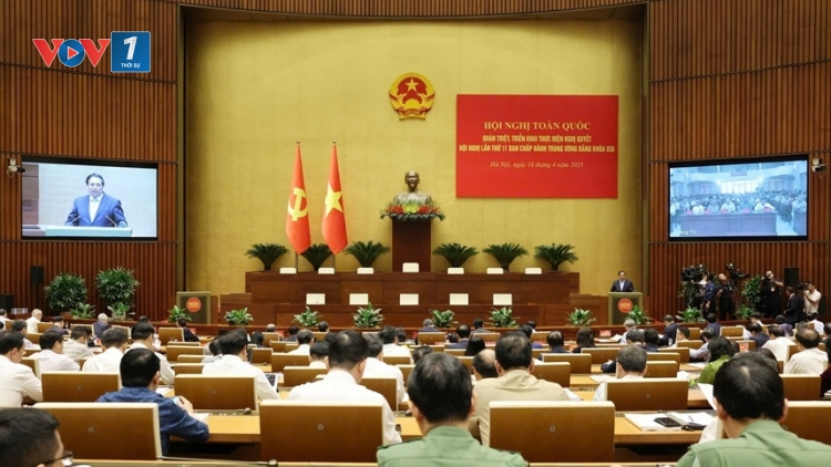 Thay đổi tầm nhìn, thống nhất nhận thức, vượt lên chính mình