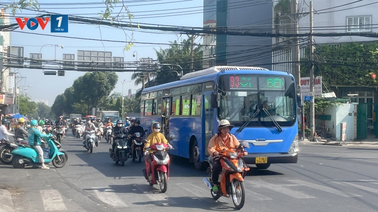 TP.HCM:Tất cả hành khách đi xe buýt sẽ được miễn phí trong ngày 30/4.