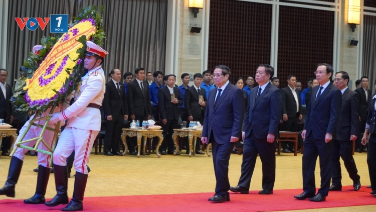 THỦ TƯỚNG CHÍNH PHỦ PHẠM MINH CHÍNH DỰ LỄ TRUY ĐIỆU ĐỒNG CHÍ KHĂM-TÀY XI-PHĂN-ĐON