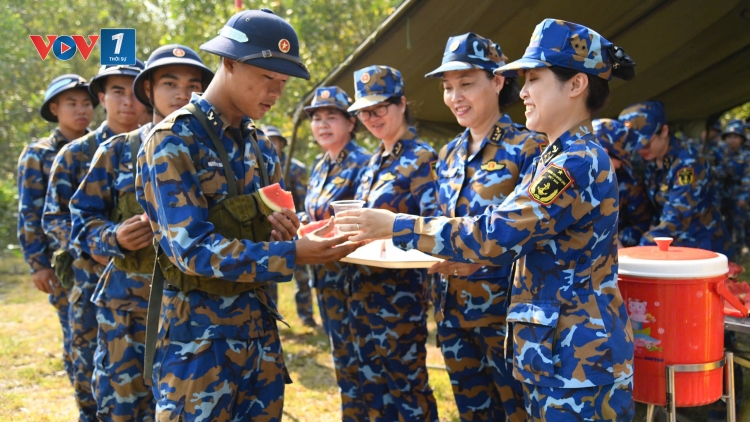 Lữ đoàn 172 thực hiện hiệu quả mô hình “Bát nước thao trường, khâu áo chiến sĩ, bữa cơm tự quản"