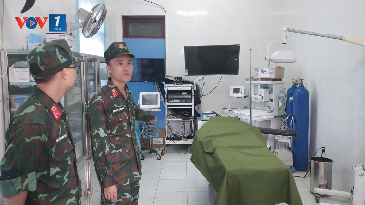 Người chiến sỹ áo trắng ở Trường Sa