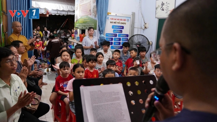 Câu lạc bộ Lửa Việt – nơi gieo mầm xanh cho những trẻ em có hoàn cảnh khó khăn