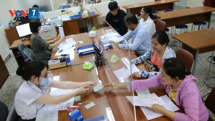 Sửa Luật cán bộ công chức: Xóa bỏ biên chế suốt đời, bố trí cán bộ theo vị trí việc làm.
