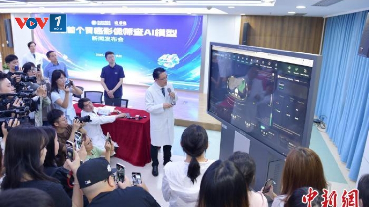 Trung Quốc ra mắt mô hình AI đầu tiên trên thế giới phát hiện sớm ung thư dạ dày bằng chụp CT