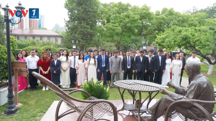 Lưu học sinh Việt Nam tại Bắc Kinh phát huy vai trò là “nhịp cầu hữu nghị” Việt - Trung