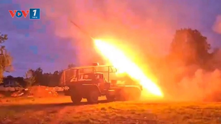 Ukraine không kích sâu trong lãnh thổ Nga trước thềm đàm phán hòa bình